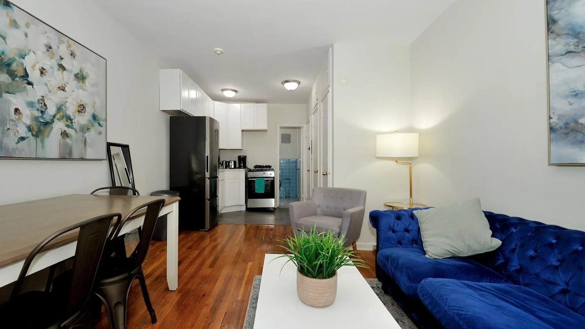 Charming Ues Studio Walk To Subway Central Park New York