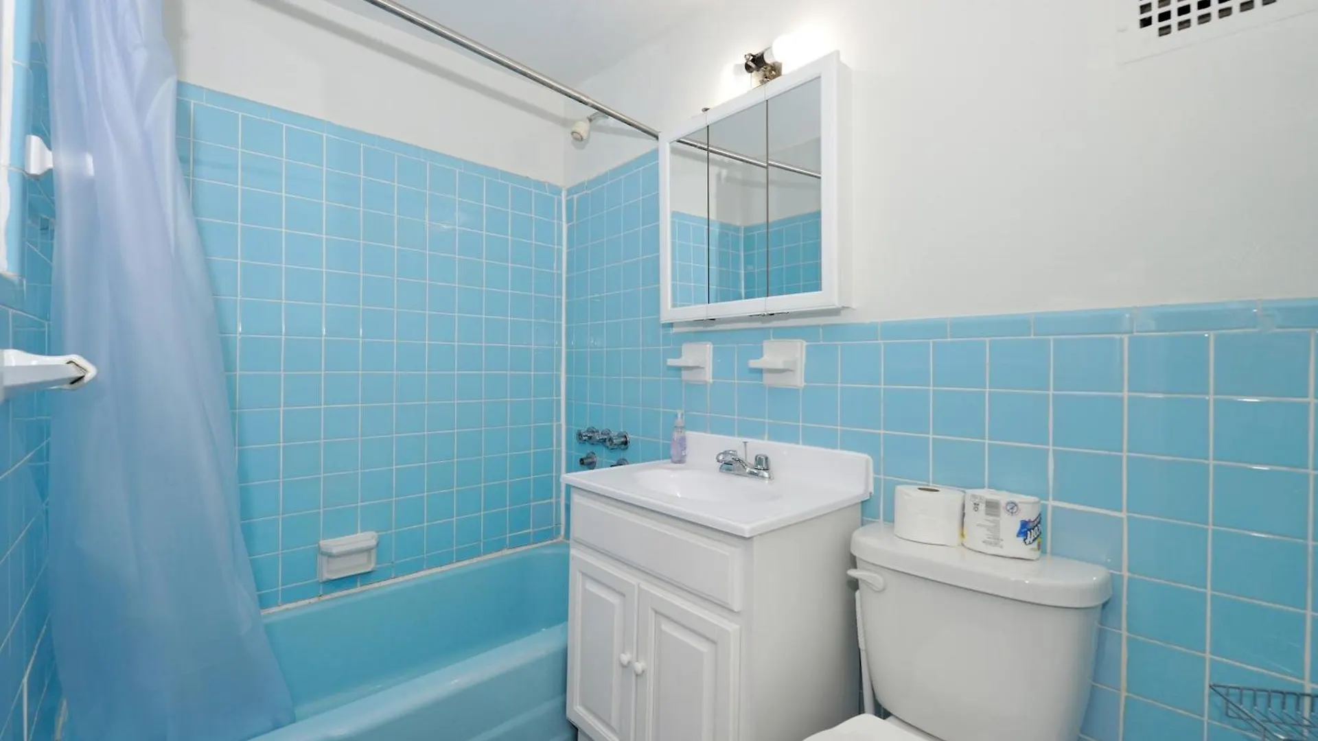 Charming Ues Studio Walk To Subway Central Park New York United States